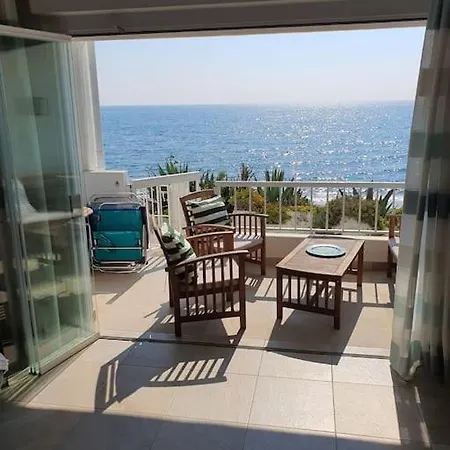 Apartment Front Mer - Sublime Moderne Et Confortable